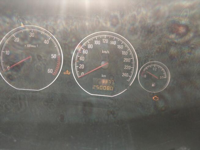 OPELVectra C 1,9 CDTI Elegance Kraków - zdjęcie 3