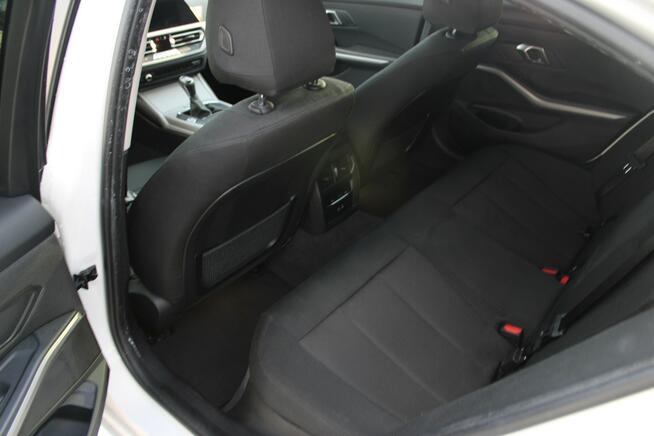 BMW 318 Salon Polska 156HP Gwarancja Warszawa - zdjęcie 12