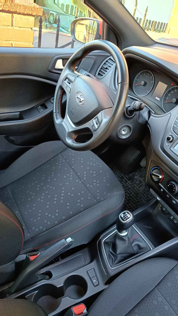 Sprzedam samochód Hyundai i 20 Barlinek - zdjęcie 8