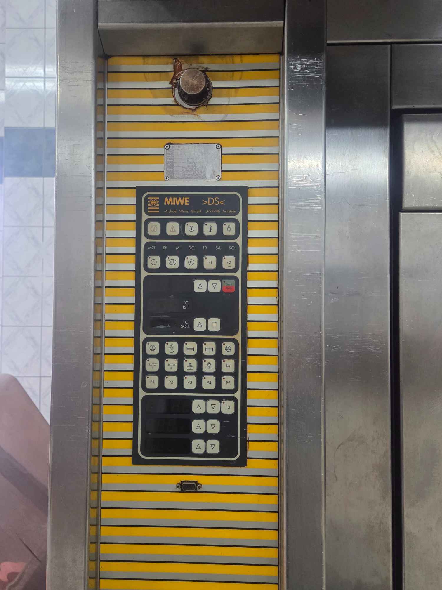 Piec piekarniczy wózkowy, obrotowy Miwe ROLL + komin + Tarnów - zdjęcie 3