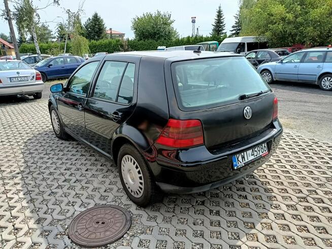 Volkswagen Golf 1.8 B+G 98r Brzozówka - zdjęcie 3