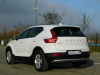 Volvo XC 40 z Gwarancją Bezwypadkowy 100% Żyrardów - zdjęcie 2