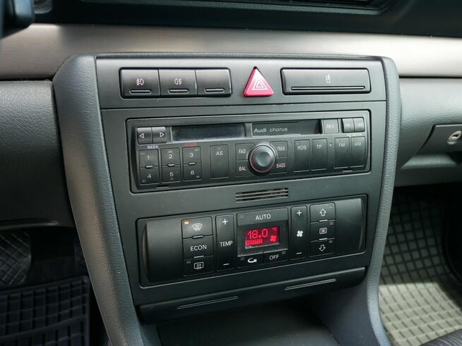 Audi A4 1.8 20V 125KM Sedan Nowy rorząd i hamulce -Klimatronic -Zobacz Goczałkowice-Zdrój - zdjęcie 12