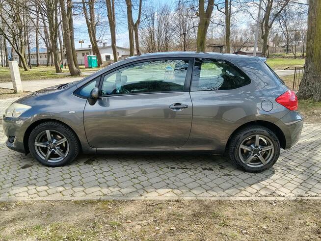 Toyota Auris 2009 1.4 Dębica - zdjęcie 3