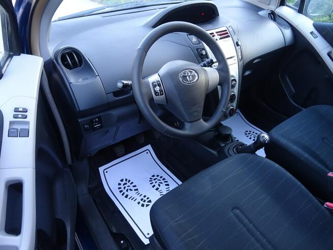 Niezawodna Toyota Yaris 1.3 z klimatyzacją. Łódź - zdjęcie 10