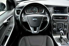 Volvo V60 LiFT 2,0D 5-Cilindrów Automat  Ledy Skóra Navi Full Opcja Płock - zdjęcie 7