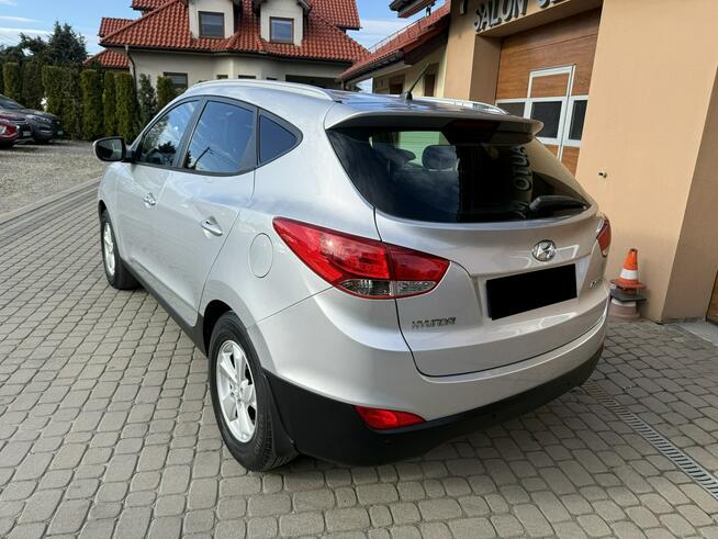 Hyundai ix35 2,0 163KM  Klimatronik Orzech - zdjęcie 9