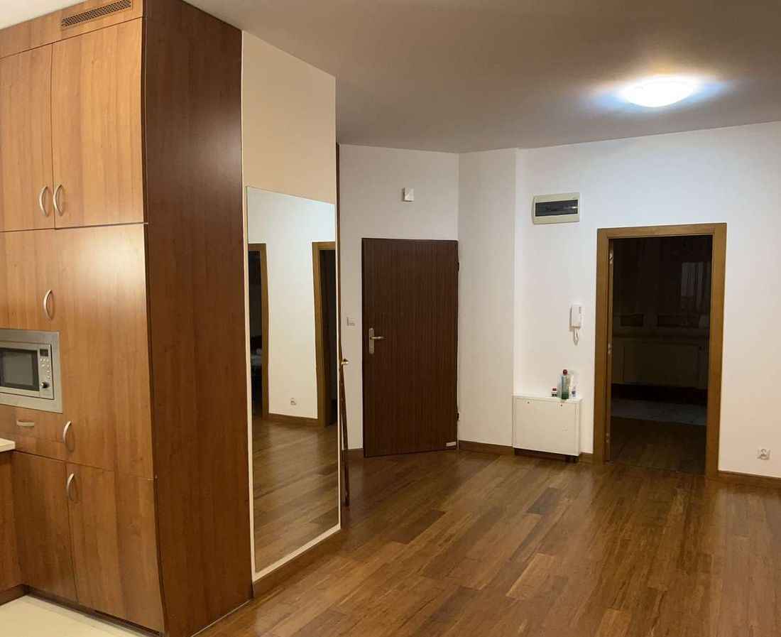 3pok, 67met, Okolice Kościelnej BALKON/PIWNICA/2004 (Wrocław) Krzyki - zdjęcie 3