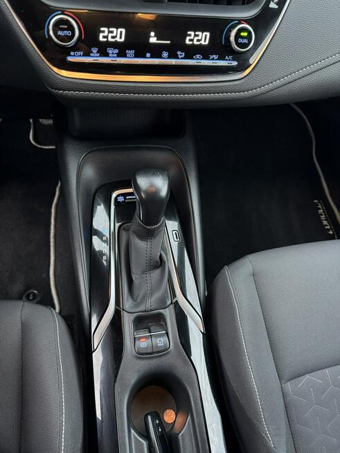 Toyota Corolla 1.8 HSD  80 tyś km Virtual Ast. Parkowania Distronic Otwock Mały - zdjęcie 11