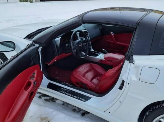 CORVETTE TARGA C6 V8 piękny egzemplarz Brzóstowa - zdjęcie 4