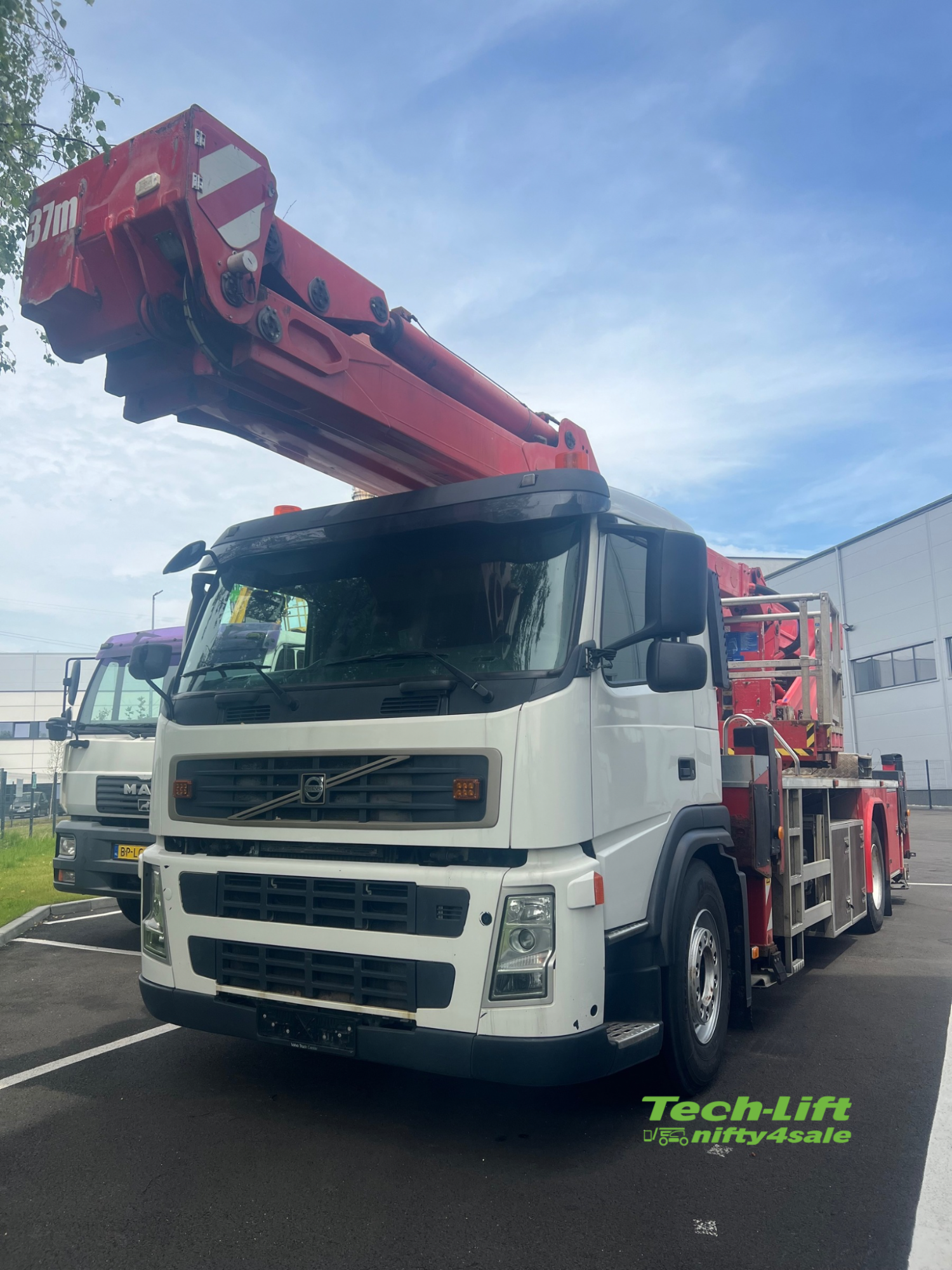 Podnośnik koszowy Bronto S37XDT na sprzedaż Czechowice-Dziedzice - zdjęcie 1