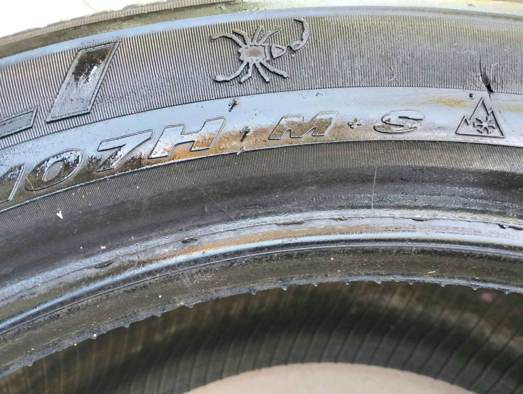 Sprzedam używane opony zimowe BMW X6 Kalisz - zdjęcie 3