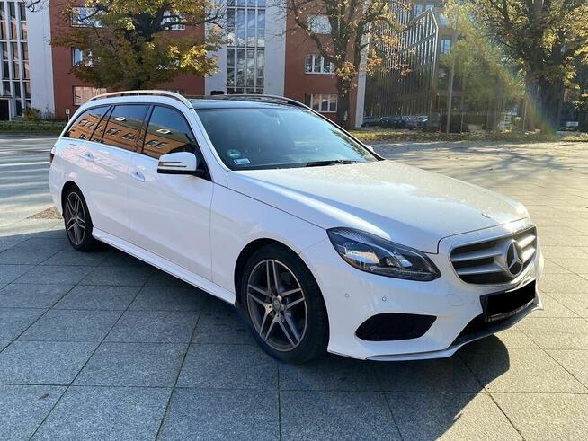 Mercedes E300 4MATIC z pakietem AMG, salonPL, bezwypadkowy, Warszawa - zdjęcie 3