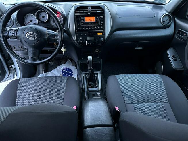 Toyota RAV-4 2.0D4D, 4X4, Stan BARDZO DOBRY, Klimatronic, Alufelgi Ostrowiec Świętokrzyski - zdjęcie 10