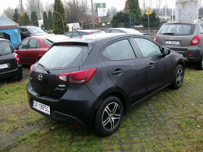 Mazda 2- niski przebieg- bardzo dobry stan Katowice - zdjęcie 3