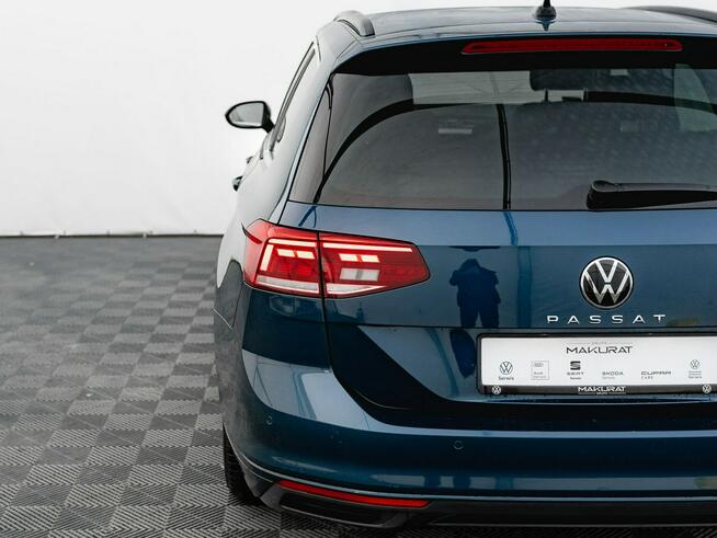 Volkswagen Passat 1.5 TSI Business DSG HAK LED Cz.park VAT23% Pępowo - zdjęcie 10