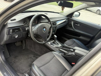 BMW 320 Automat, Zadbana, Doinwestowana, Bezwypadkowa, Serwisowana Knurów - zdjęcie 9