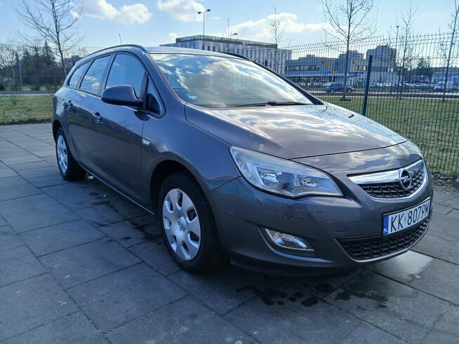 Opel Astra J 1.4 b. Kraków - zdjęcie 1