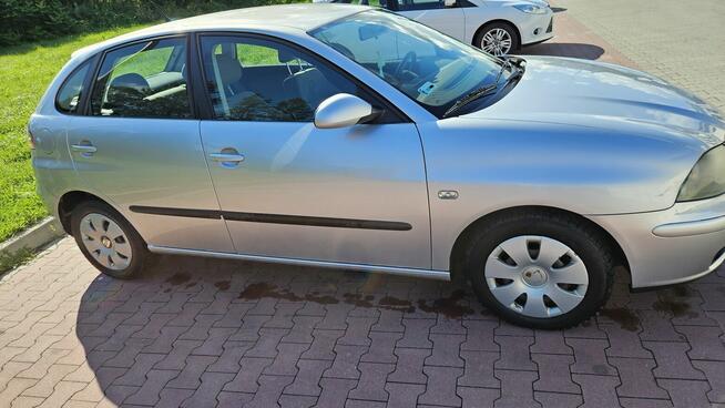 Sprzedam samochód Seat Ibiza Gromnik - zdjęcie 2