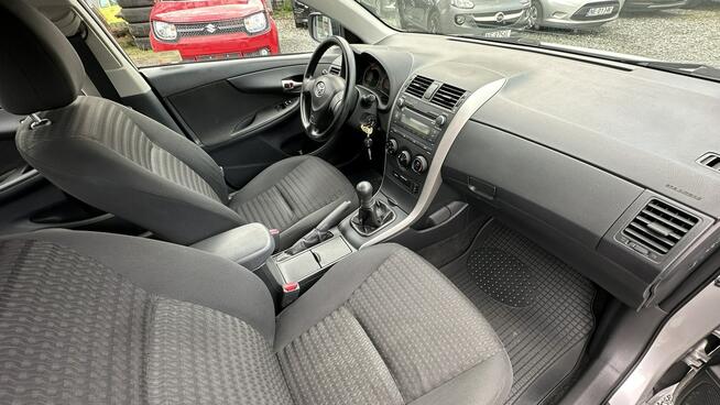 Toyota Corolla Benzyna Zarejestrowany Ubezpieczony Elbląg - zdjęcie 10