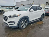 Hyundai Tucson / 4x4 / bogata wersja / niski przebieg / Tarnów - zdjęcie 2