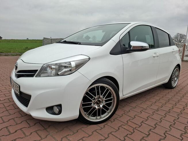 Toyota Yaris 1.33 VVT-i 99KM_Serwis_Super Stan Pawłów - zdjęcie 10