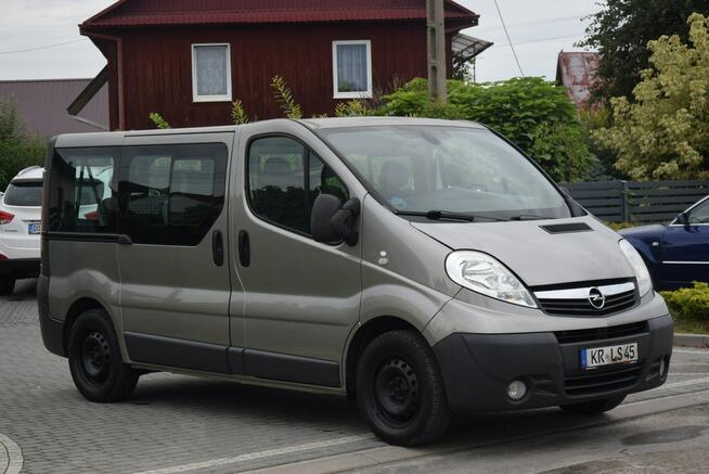 Opel Vivaro 2.0D Trafic 9 Osobowy Klima Hak 2013r Sprowadzony Opłacony Majdan Sieniawski - zdjęcie 3