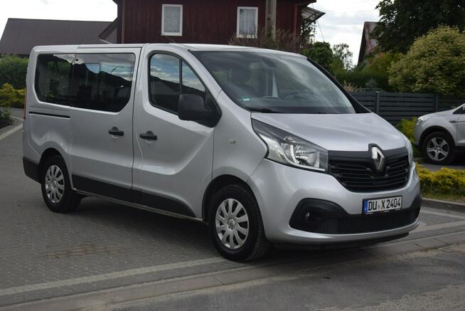 Renault Trafic 1.6D Vivaro 9 Osobowy Klima Hak Sprowadzony Opłacony Majdan Sieniawski - zdjęcie 3