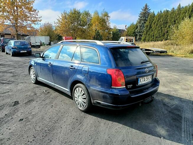 Toyota Avensis 2.2 D-4D 150km 05r Tarnów - zdjęcie 3