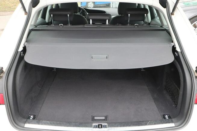 Audi A4 KRAJOWY,serwisowany,6-bieg,NAVI,parktronic Opole - zdjęcie 4