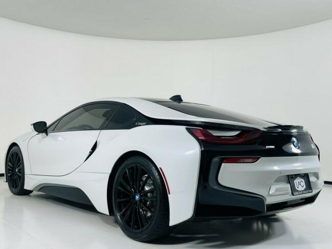 BMW i8 1.5 TwinPower Turbo 231 KM + electric 131 KM Katowice - zdjęcie 5