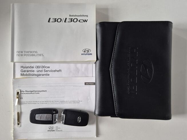 Hyundai I30 1.6 benzyn135 km XENON czujniki NAVI bezwypadek SERWI 2013 Tychy - zdjęcie 9