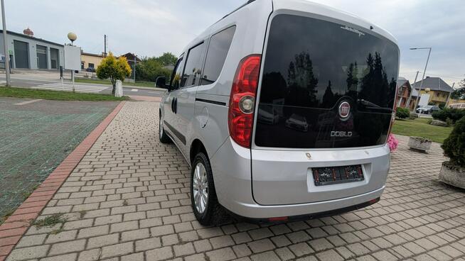 Fiat Doblo 2.0 MULTIJET Biała - zdjęcie 5