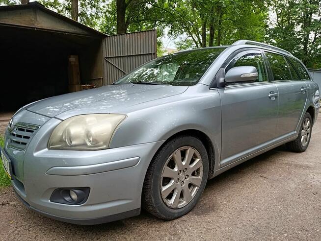 Toyota Avensis 1.8 Kombi – Benzyna + LPG Białystok - zdjęcie 3