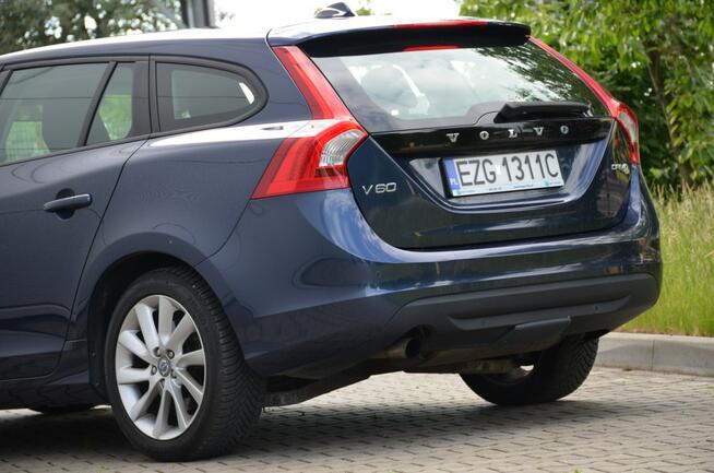 Volvo V60 SUPER STAN  1.6D2 Navi Start/Stop 2xParktronik Alu Gwarancja Kutno - zdjęcie 9