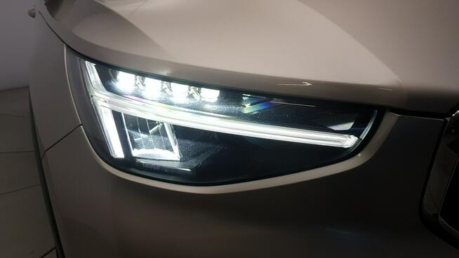 Volvo XC 40 B3 Core ! Z Polskiego Salonu ! Faktura VAT ! Warszawa - zdjęcie 11