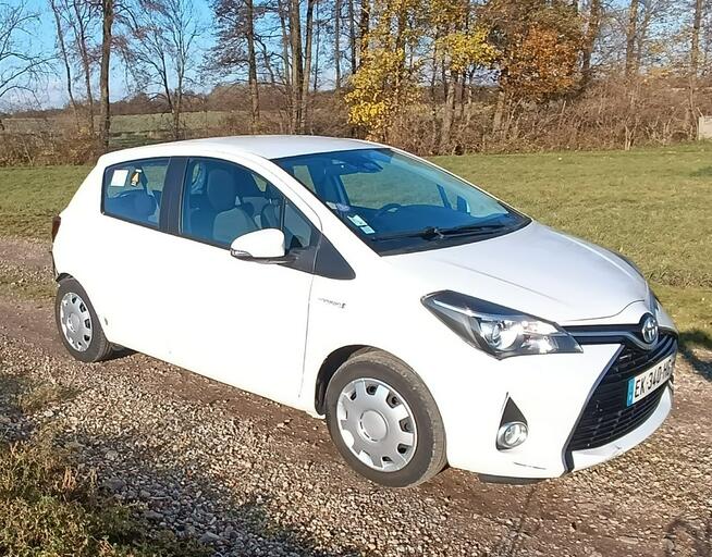 Toyota Yaris 1.5 hybrid   95tys km Pleszew - zdjęcie 5