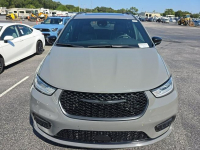Chrysler Pacifica LIMITED / pakiet S / niski przebieg Cieszyn - zdjęcie 2