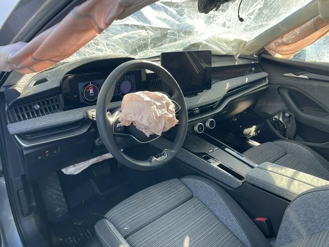 Škoda Superb Hybryda Plug IN Automat Kamera  Podgrzewanie Gliwice - zdjęcie 9