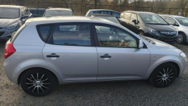 Kia Cee'd 1,4 109 KM 194 tys.km/Alu/Klimatyzacja/Ładny Szczecin - zdjęcie 8