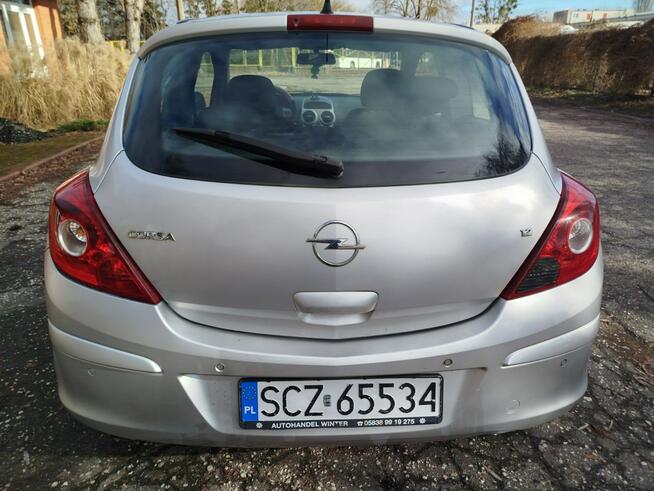 Opel Corsa zarejestrowana z lpq Toruń - zdjęcie 3