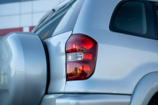 Toyota RAV4 2.0 4x4 LPG | Sol | Serwisowana | Bezwypadkowa Kraków - zdjęcie 9