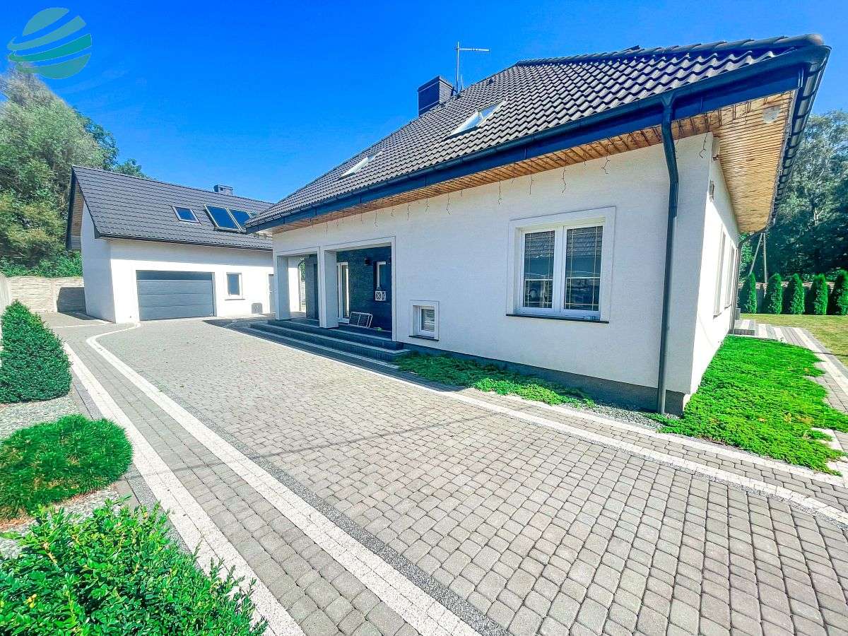 Dom wolnostojący z garażem na sprzedaż Sławno Warszkowo - zdjęcie 2