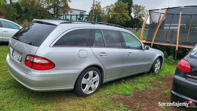 Mercedes E 320 CDI 2004r. kombi Elegance Trzcianka - zdjęcie 5