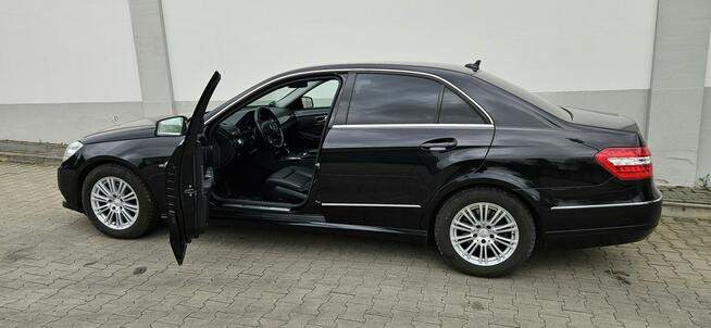 Mercedes E 200 Avantgarda#Bezwypadkowy#Ksenony#Navi Rybnik - zdjęcie 12