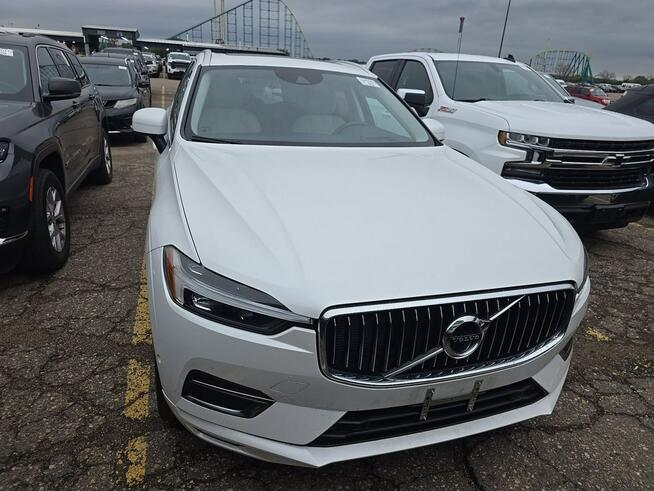 Volvo XC 60 INSCRIPTION / AWD / T5 / niski przebieg Tarnów - zdjęcie 3