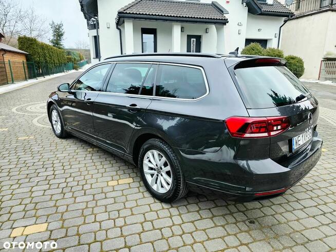 Volkswagen Passat 2.0 TDI EVO Business DSG Będzin - zdjęcie 6