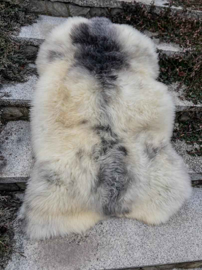 Naturalna skóra owcza Melerade - dywany i dywaniki Jaworzyna Śląska - zdjęcie 5