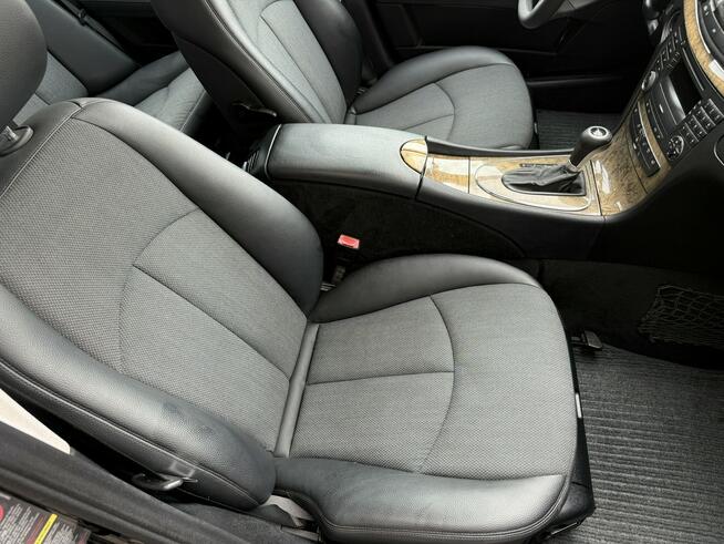 Mercedes E 200 Bardzo zadbana - 100% oryginalny przebieg Poznań - zdjęcie 6