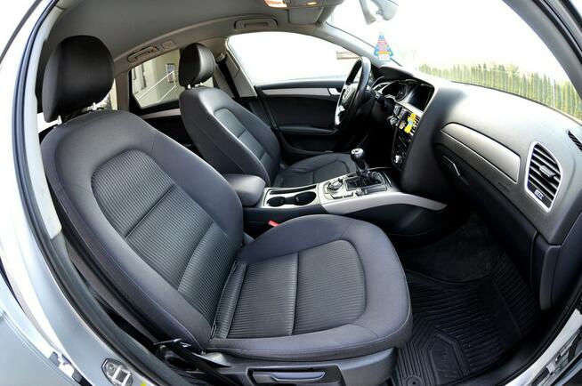 Audi A4 2.0TDI Lift Klimatronik Navi Alufelgi Parktronik Płock - zdjęcie 8